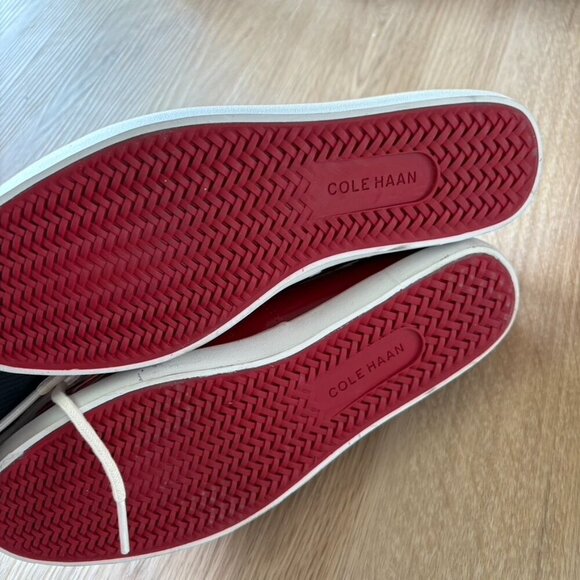 Cole Haan Womens Red Patent Leather Boat Shoes NWOT Size 8 - Picture 6 of 7